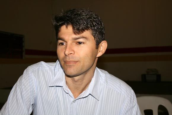 Pressão: 'Aliados' querem que José Medeiros abra mão de suplência do senador Pedro Taques