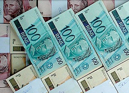 Uso da máquina pública já preocupa candidatos da oposição em MT