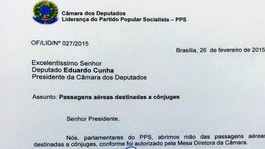 Bancada do PPS abre mão de verba para viagem de esposas de deputados