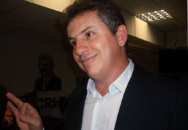 Mauro Mendes determina corte de 10% no orçamento da Prefeitura de Cuiabá