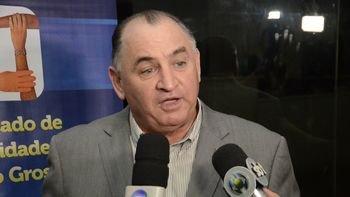Nininho nega candidatura, mas cobra que PR discuta questão com a sociedade