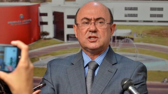 Na mira: Procuradoria Eleitoral suspeita de crime em entrevista coletiva de Riva
