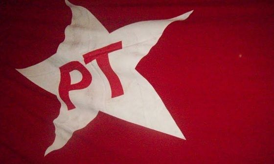 Cúpula do PT critica aliados e cobra mudanças no Governo