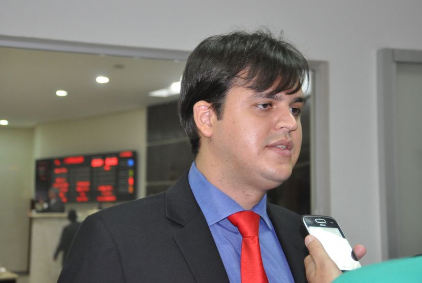 Vereadores propõem mudanças na lei do passe livre para beneficiar estudantes