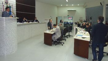 Vereadores querem ação política para estancar déficit na Saúde em Rondonópolis