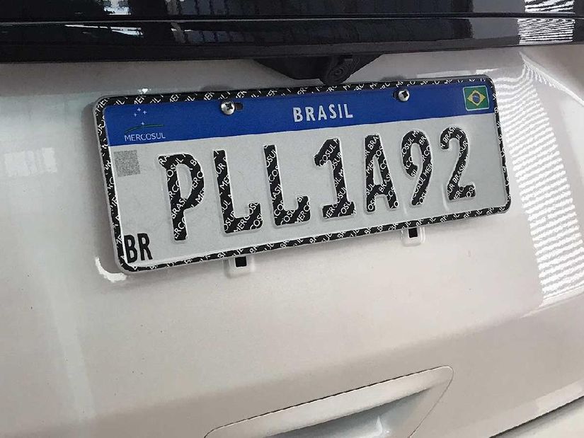 Nova placa Modelo Mercosul. (Foto: divulgação)