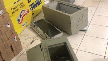 Na abordagem ao condutor, os policiais encontraram a quantia de R$ 450 em moedas. (Foto: divulgação PM/MT)