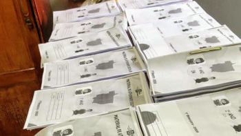 O material impresso ficou à disposição dos pais sem acesso à internet. (Foto: divulgação Seduc/MT)