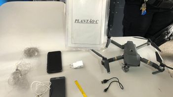 Drone com celulares é abatido na Penitenciária Feminina de Cuiabá. (Foto: Sistema Penitenciário)