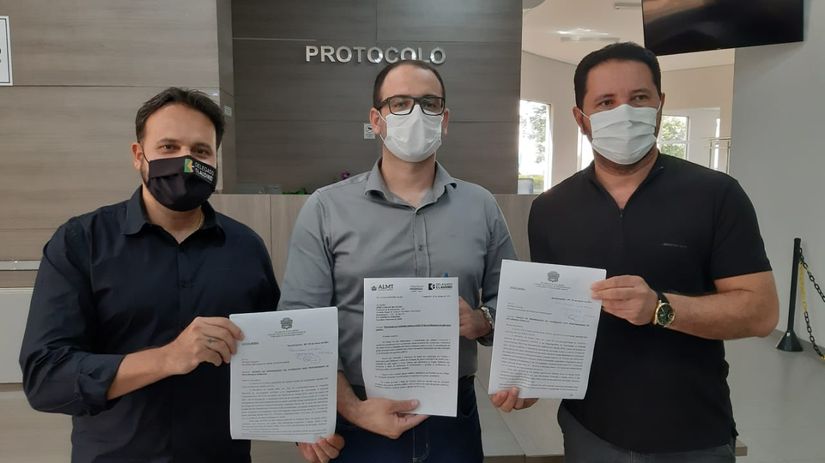 Deputado e vereador protocolam ofício com secretário de Saúde de Rondonópolis