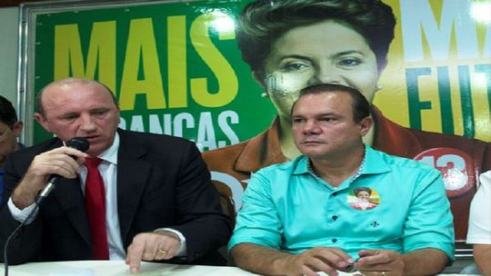 Foto antiga demonstra como a política é dinâmica