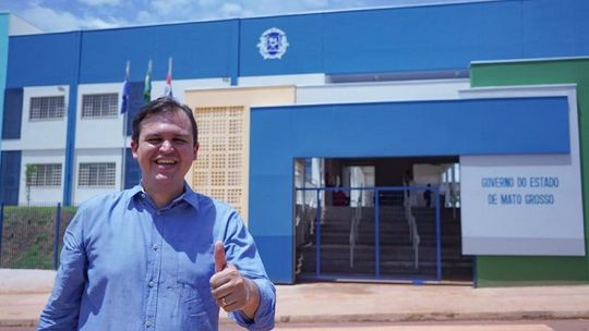 Thiago Silva se destaca pela forte atuação na área da educação