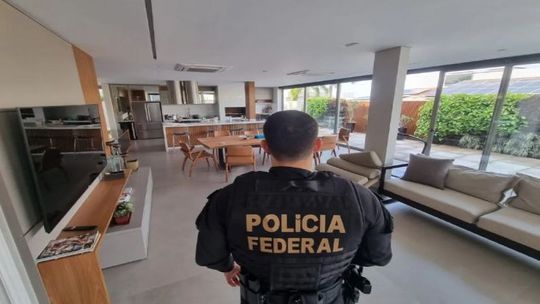 Pf Cumpre Quatro Mandados Em Mt Por Esquema De Extração Ilegal De Ouro