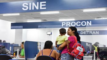 Os interessados devem comparecer aos postos de atendimento, portando documentos pessoais e comprovante de residência. - Foto por: João Reis