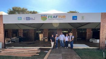 Equipe da Empaer acompanha montagem do espaço de 600 metros quadrados que terá a participação de 600 expositores - Foto por: Empaer