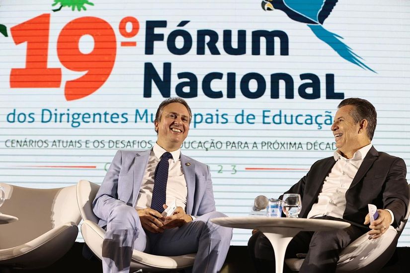 Governador e o Ministro no 19º Fórum Nacional da União Nacional dos Dirigentes Municipais da Educação (Undime), realizado em Cuiabá Crédito