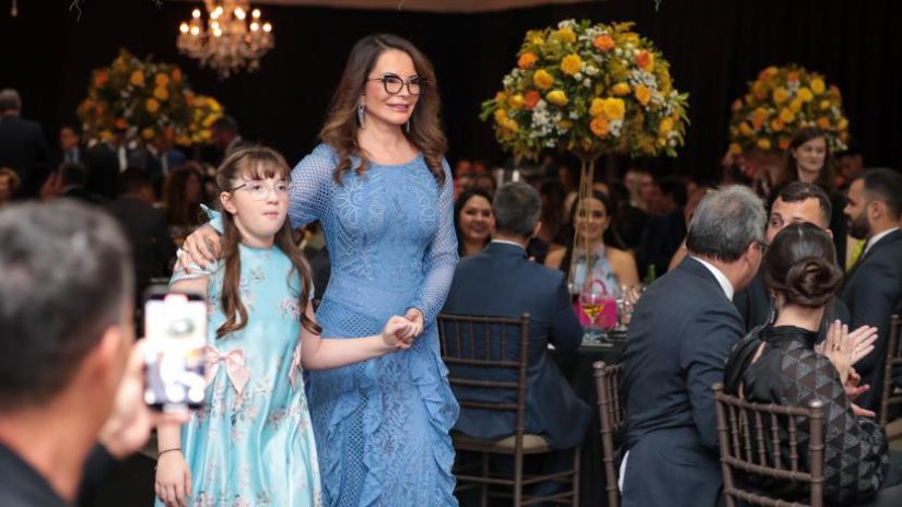 Primeira-dama de MT Virginia Mendes e a filha caçula Maria Luiza Crédito - Jana Pessôa