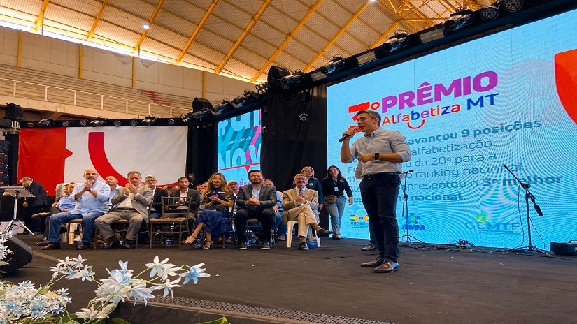 Na oportunidade, secretário Alan Porto disse que fica honrado em poder realizar o evento - Foto por: Giovani Ojeda/Seduc-MT