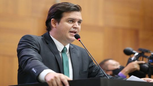 Thiago Silva defende o reajuste salarial dos servidores públicos