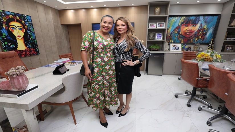 Cris Cuiabá e a primeira-dama de MT Virginia Mendes no gabinete Unaf