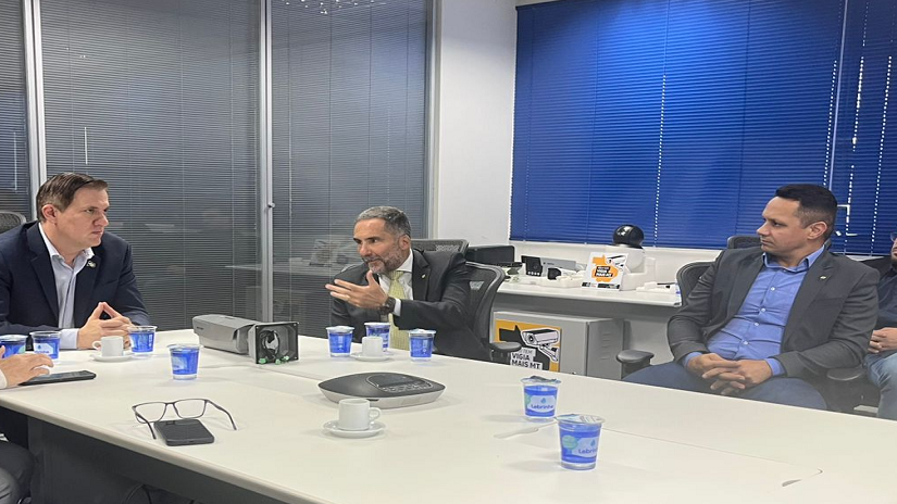 Secretário nacional de Segurança Pública, Mário Luiz Sarrubbo e o secretário de Segurança Pública de Mato Grosso, coronel César Roveri - Fot