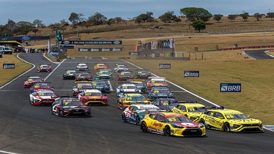 Crédito - Magnus Torquato/Stock Car