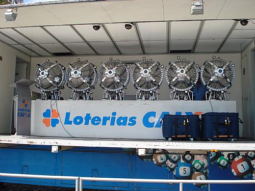 Caminhão da Sorte da Caixa está em Cuiabá e realiza sorteios da ...